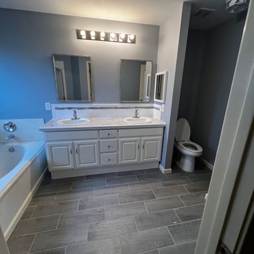 https://wwafoivymxhiaekkaivr.supabase.co/storage/v1/render/image/public/work_photos/0bacfeb9-d65d-4328-9945-8ff3d4931647/image/dcd1aaff-d21b-4328-ae22-73c3f41eff0f?width=500&height=500