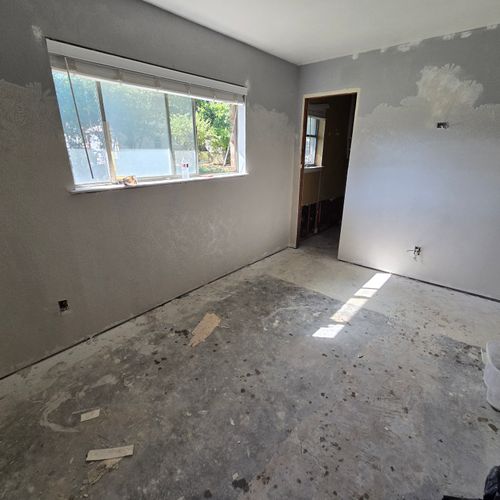 https://wwafoivymxhiaekkaivr.supabase.co/storage/v1/render/image/public/work_photos/0d0ea87e-e7f6-4f21-a787-c8a544fe20e4/image/137b586e-3db3-42b0-952a-a7c30723cb31?width=500&height=500
