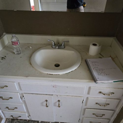 https://wwafoivymxhiaekkaivr.supabase.co/storage/v1/render/image/public/work_photos/0d0ea87e-e7f6-4f21-a787-c8a544fe20e4/image/668a6c25-a23c-4a88-9c3b-fdf72e737c0c?width=500&height=500