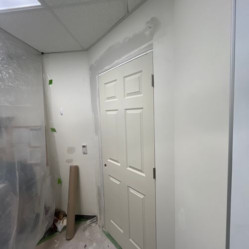 https://wwafoivymxhiaekkaivr.supabase.co/storage/v1/render/image/public/work_photos/1ea79e65-c77a-4445-9926-61500ebf7997/image/9d902ee7-eee2-4cfc-b42e-e6d94547c219?width=500&height=500