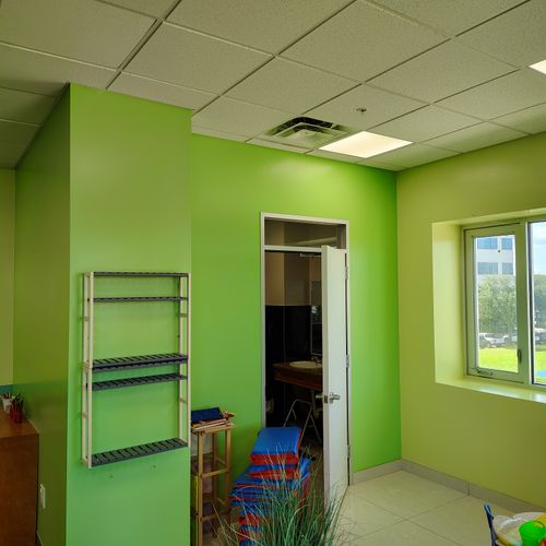 https://wwafoivymxhiaekkaivr.supabase.co/storage/v1/render/image/public/work_photos/4d3e4a49-674d-4d35-bf2e-13e483c5490f/image/7b105b47-f6db-4100-9db2-528fe3c540ce?width=500&height=500