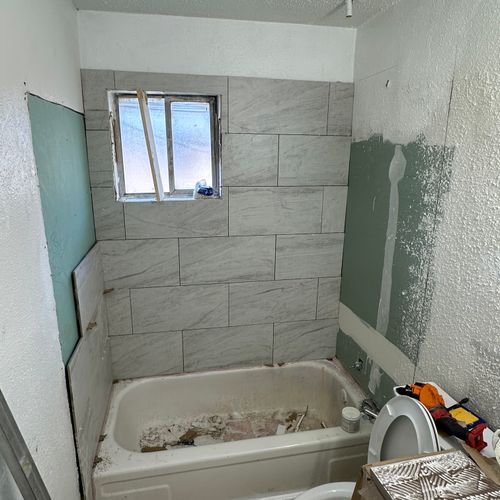 https://wwafoivymxhiaekkaivr.supabase.co/storage/v1/render/image/public/work_photos/56d170db-3107-4229-a085-852126daecc2/image/093f3572-2ac3-4bc3-bb57-0bea7a8ccbe3?width=500&height=500
