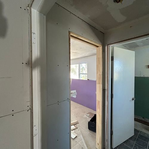 https://wwafoivymxhiaekkaivr.supabase.co/storage/v1/render/image/public/work_photos/95861244-dc96-4e04-a74e-152b843f7b13/image/7bd6168a-8f32-4f57-8d75-7279474c7852?width=500&height=500
