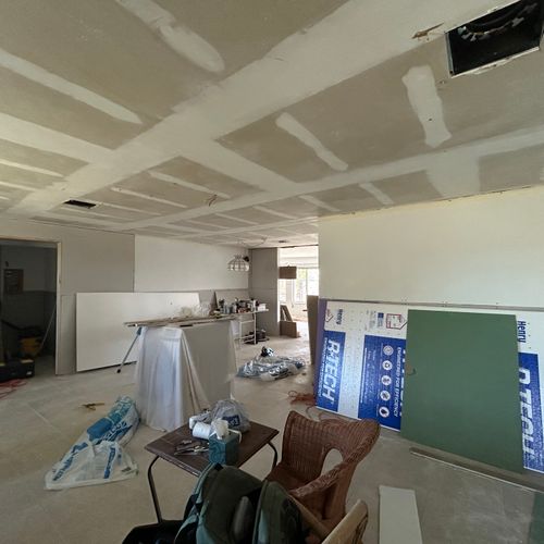 https://wwafoivymxhiaekkaivr.supabase.co/storage/v1/render/image/public/work_photos/95861244-dc96-4e04-a74e-152b843f7b13/image/894c36d2-3dcc-4ef8-8380-e45d034435c0?width=500&height=500