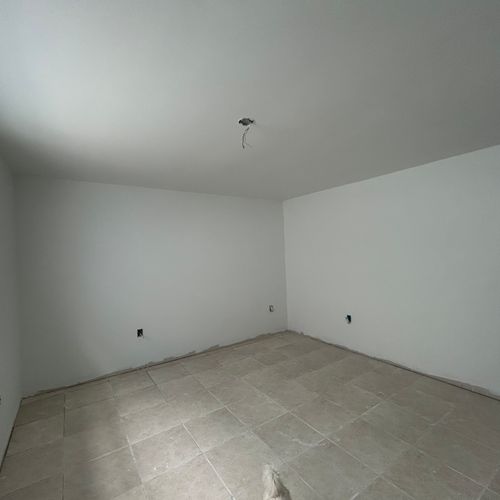 https://wwafoivymxhiaekkaivr.supabase.co/storage/v1/render/image/public/work_photos/95861244-dc96-4e04-a74e-152b843f7b13/image/998b5101-a05b-4070-90db-cf92970af305?width=500&height=500