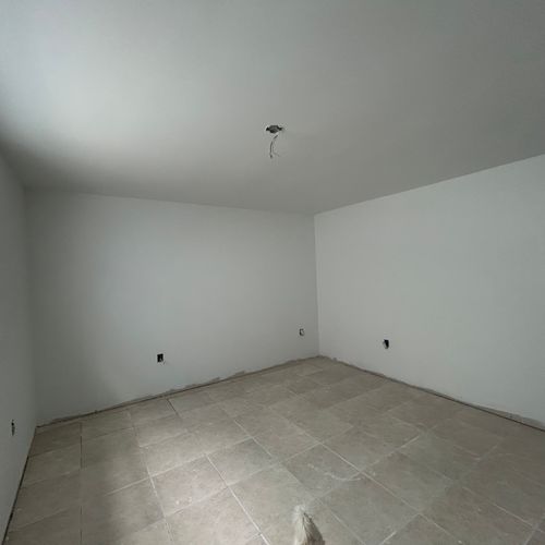 https://wwafoivymxhiaekkaivr.supabase.co/storage/v1/render/image/public/work_photos/95861244-dc96-4e04-a74e-152b843f7b13/image/b3d4bfde-bfdd-488e-a239-1e806fa99dfa?width=500&height=500