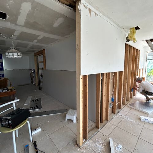 https://wwafoivymxhiaekkaivr.supabase.co/storage/v1/render/image/public/work_photos/95861244-dc96-4e04-a74e-152b843f7b13/image/bdb13af4-3d53-436b-aa5e-c390d1b27358?width=500&height=500