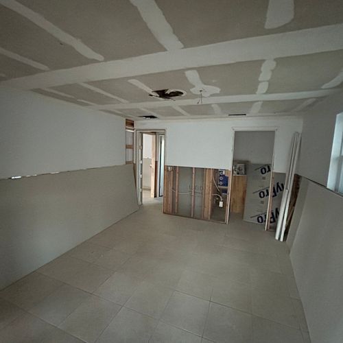 https://wwafoivymxhiaekkaivr.supabase.co/storage/v1/render/image/public/work_photos/95861244-dc96-4e04-a74e-152b843f7b13/image/dffdf3ed-f29a-47ec-9039-3d8da0c7ccc8?width=500&height=500