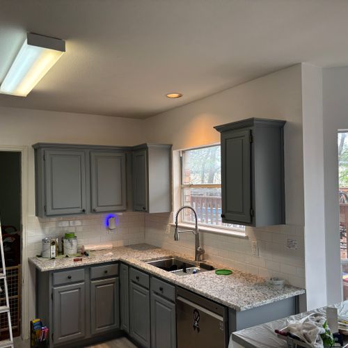 https://wwafoivymxhiaekkaivr.supabase.co/storage/v1/render/image/public/work_photos/d58a51df-c1f4-4a1f-8679-9dfcbdc0ca23/image/0a73a60e-11c7-4958-9456-6a0cf3b517b2?width=500&height=500