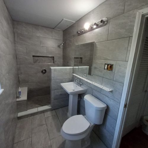 https://wwafoivymxhiaekkaivr.supabase.co/storage/v1/render/image/public/work_photos/d58a51df-c1f4-4a1f-8679-9dfcbdc0ca23/image/18b17fb7-bfb2-4e09-8415-e486bfa55b52?width=500&height=500